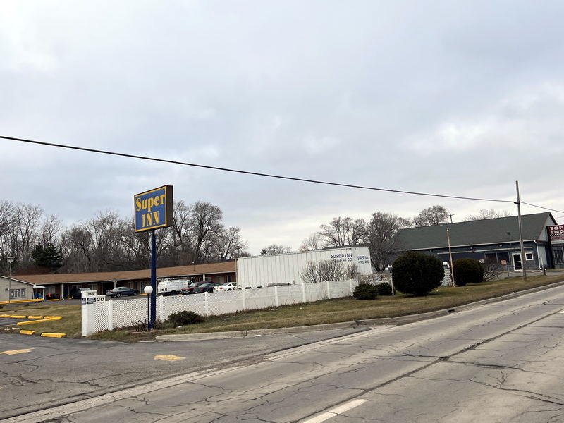 Super Inn (Dort Motel) - January 2023 Photo